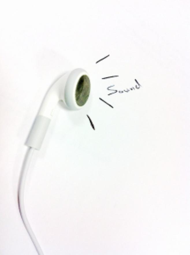 1390188_earpieces.jpg