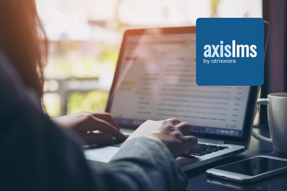 mentored-younger-worker-on-LMS